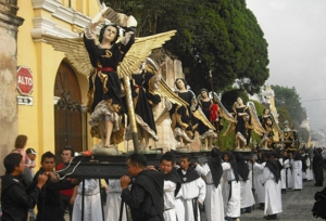 アンティグアの聖土曜日（グアテマラ20110423）.jpg